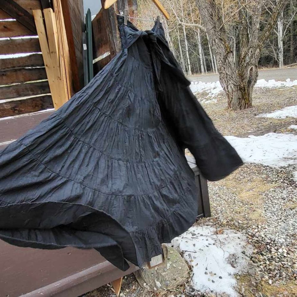 So Much Skirt it's a Dress!! BLACK ONE SIZE SKIRT